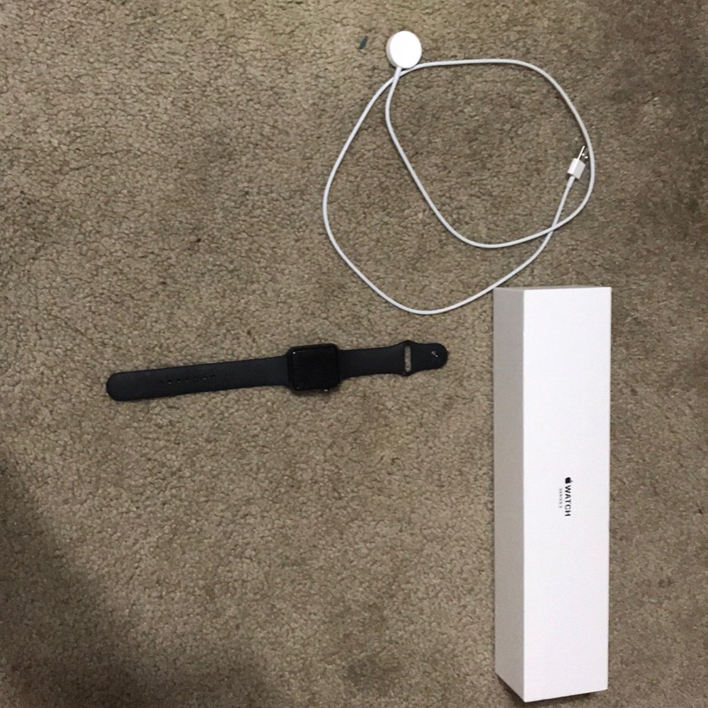 Apple Watch Series 3 42 mm GPS Only
